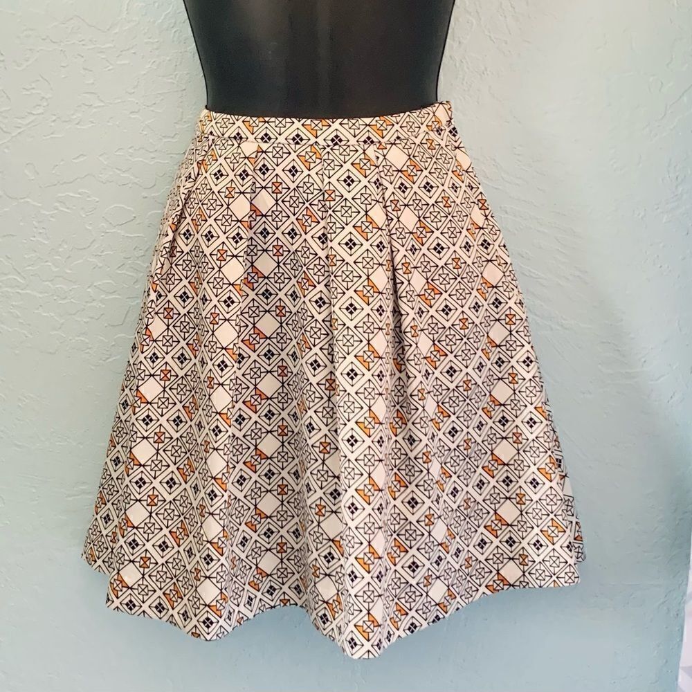 H&M Geometric Print High Waist Circle Skirt Size 2